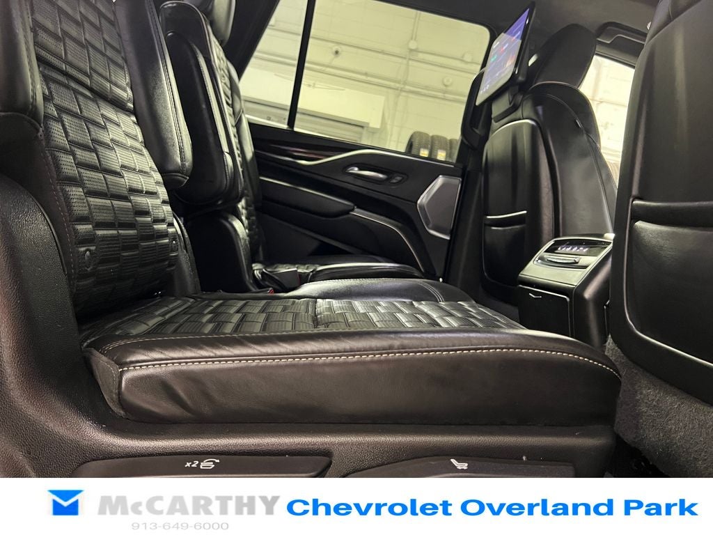 2023 Cadillac Escalade Sport Platinum