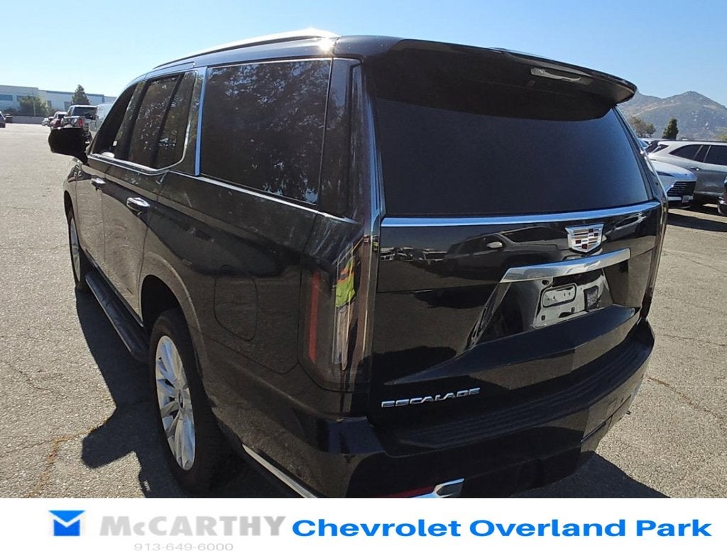 2025 Cadillac Escalade Luxury