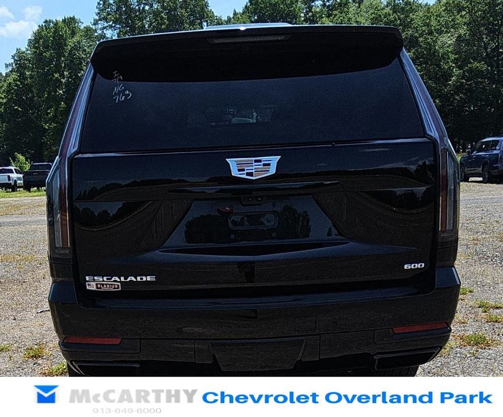 2025 Cadillac Escalade Sport