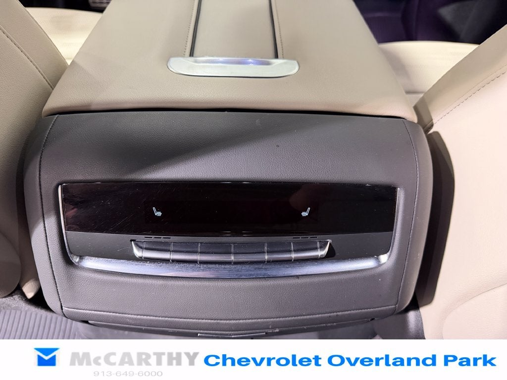 2025 Cadillac Escalade Sport