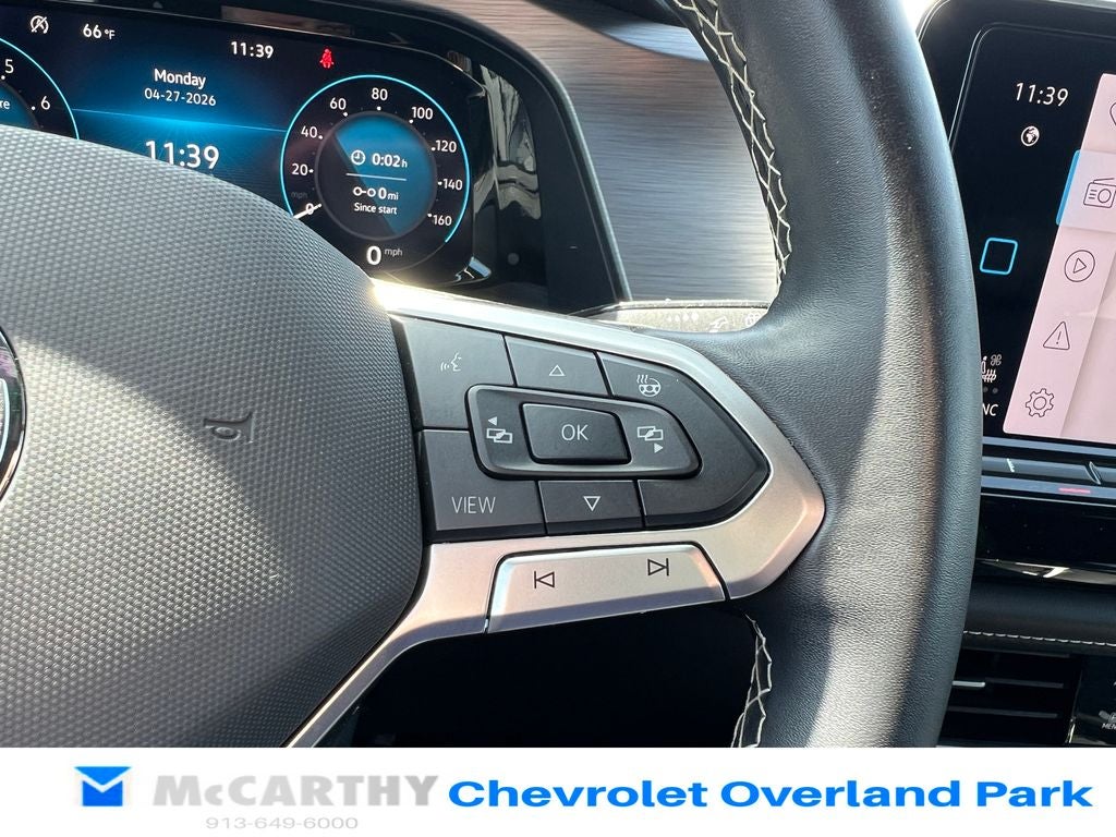 2024 Volkswagen Atlas Cross Sport 2.0T SE w/Technology