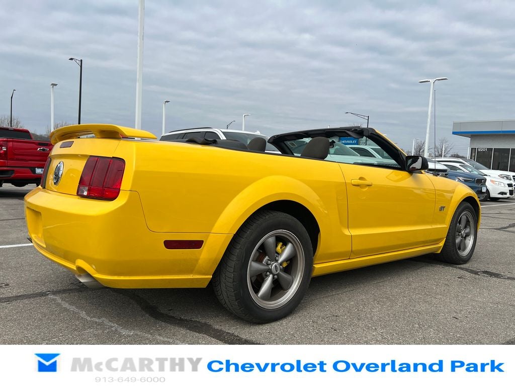 2005 Ford Mustang GT Premium