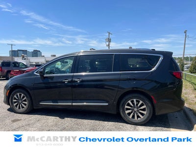 2020 Chrysler Pacifica Touring L Plus