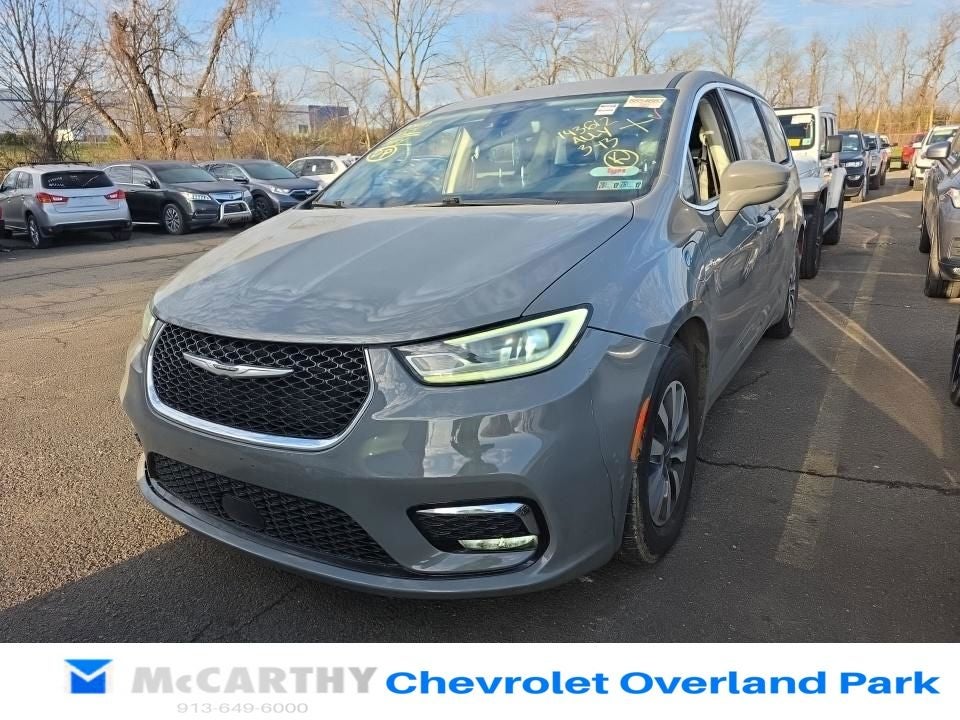 2022 Chrysler Pacifica Hybrid Touring L