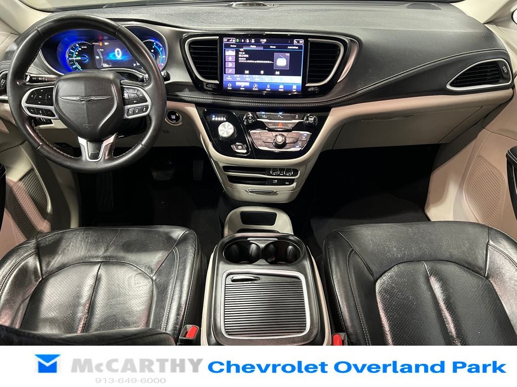 2022 Chrysler Pacifica Hybrid Touring L
