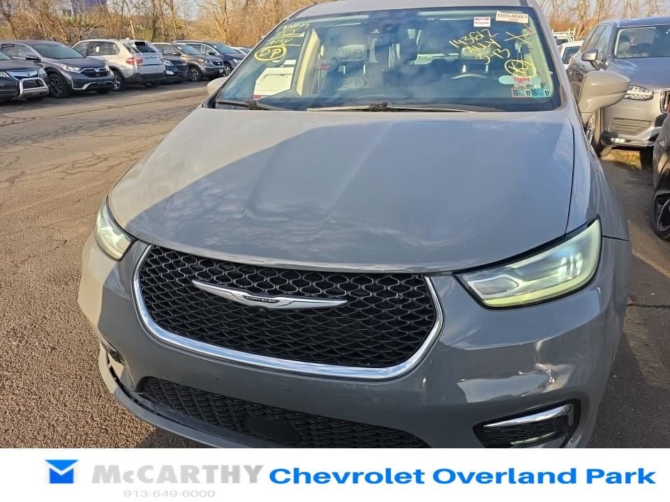 2022 Chrysler Pacifica Hybrid Touring L