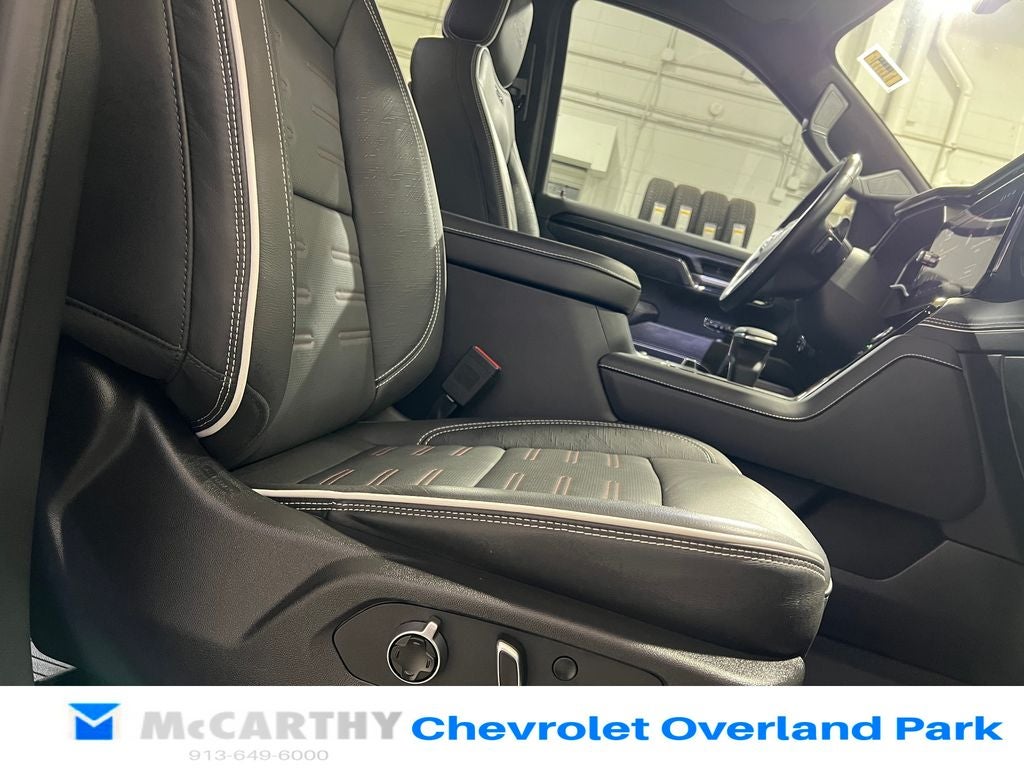 2024 GMC Sierra 1500 AT4X