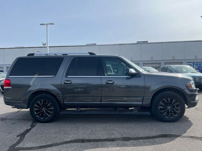 2015 Lincoln Navigator L Base