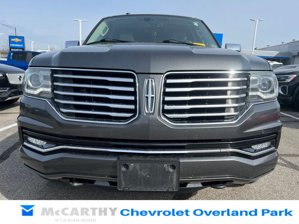 2015 Lincoln Navigator L Base
