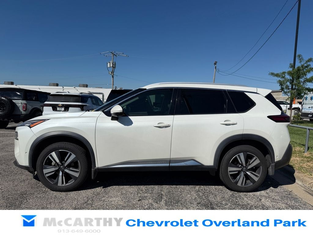 2022 Nissan Rogue SL