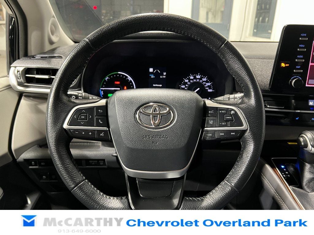 2021 Toyota Sienna XLE 7 Passenger