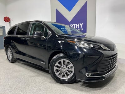 2021 Toyota Sienna XLE 7 Passenger