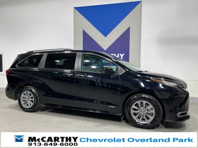 2021 Toyota Sienna XLE 7 Passenger