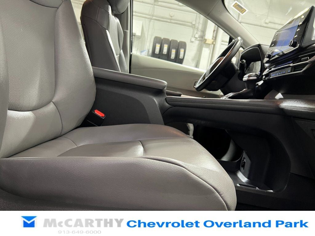 2021 Toyota Sienna XLE 7 Passenger