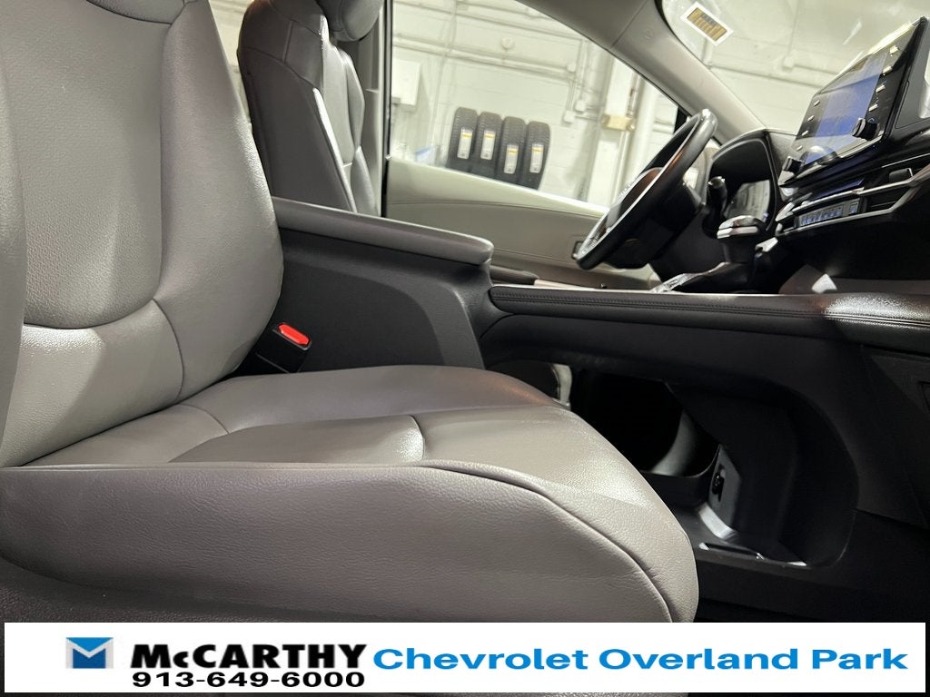 2021 Toyota Sienna XLE 7 Passenger