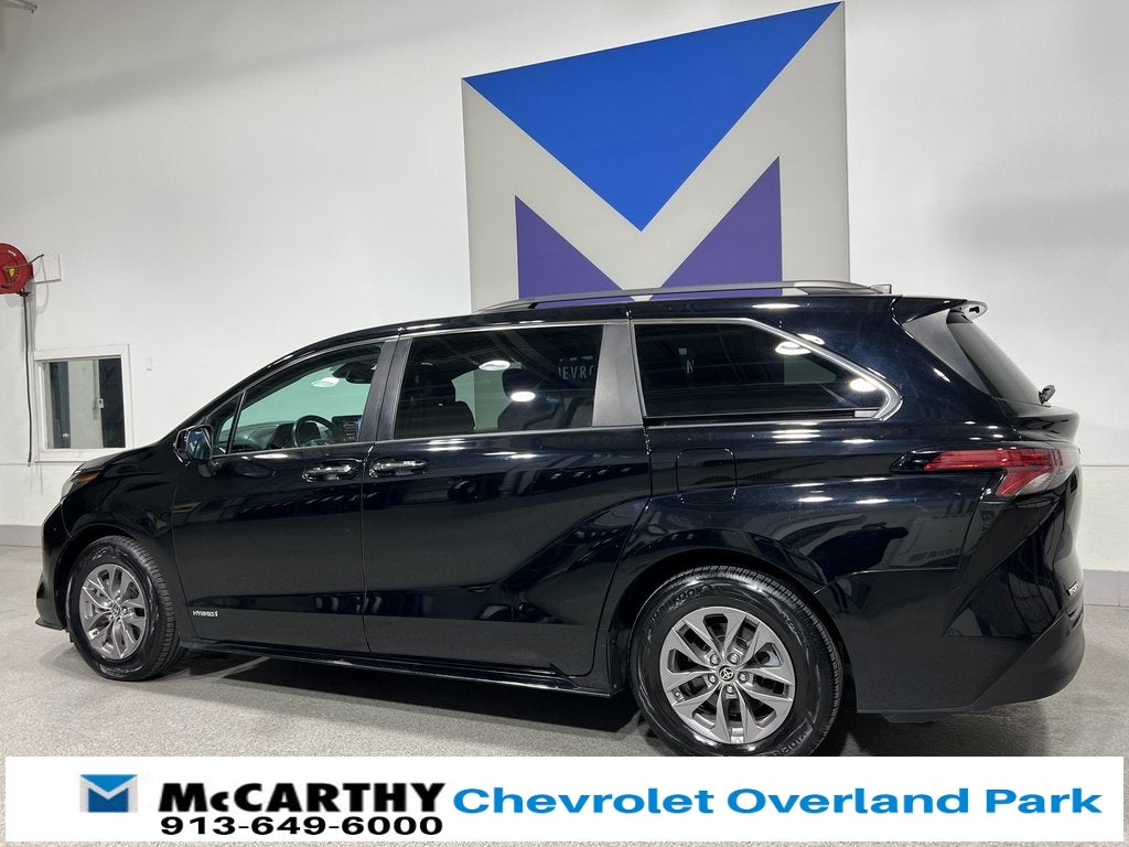 2021 Toyota Sienna XLE 7 Passenger