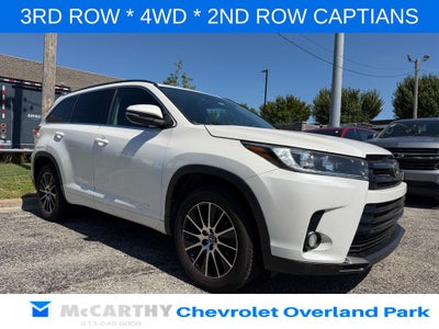 2017 Toyota Highlander SE