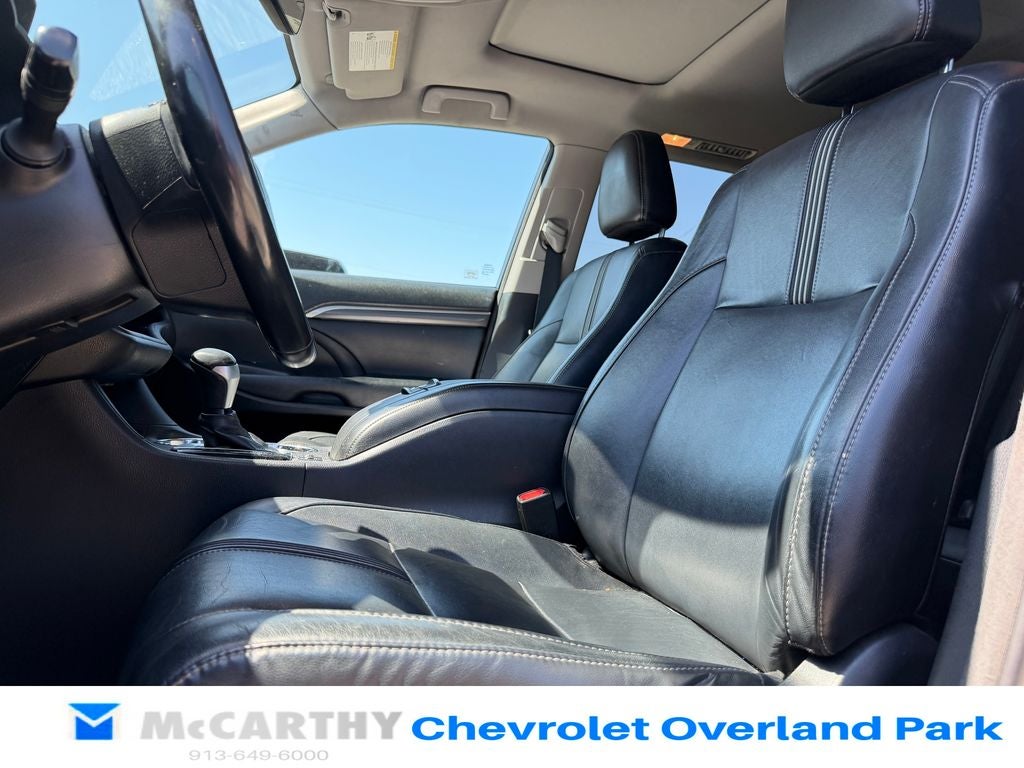 2017 Toyota Highlander SE