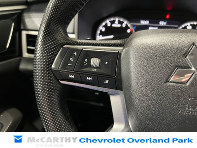 2023 Mitsubishi Outlander SE Black Edition