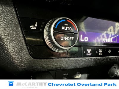 2023 Mitsubishi Outlander SE Black Edition