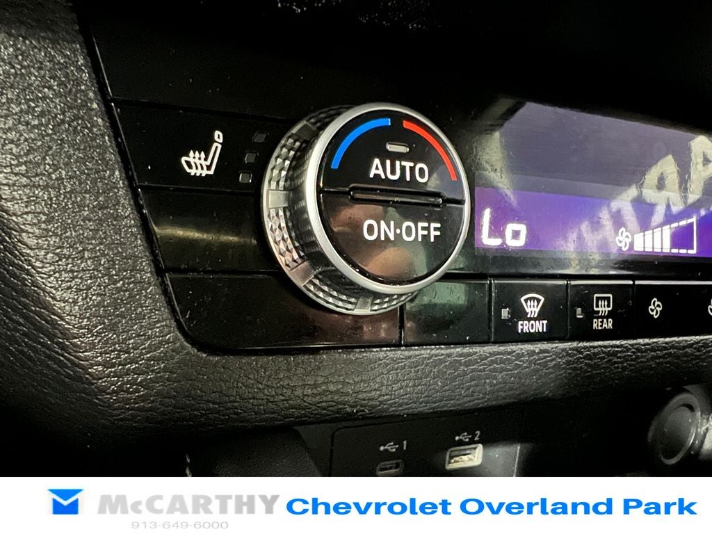 2023 Mitsubishi Outlander SE Black Edition