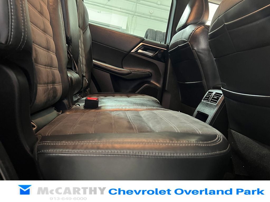 2023 Mitsubishi Outlander SE Black Edition