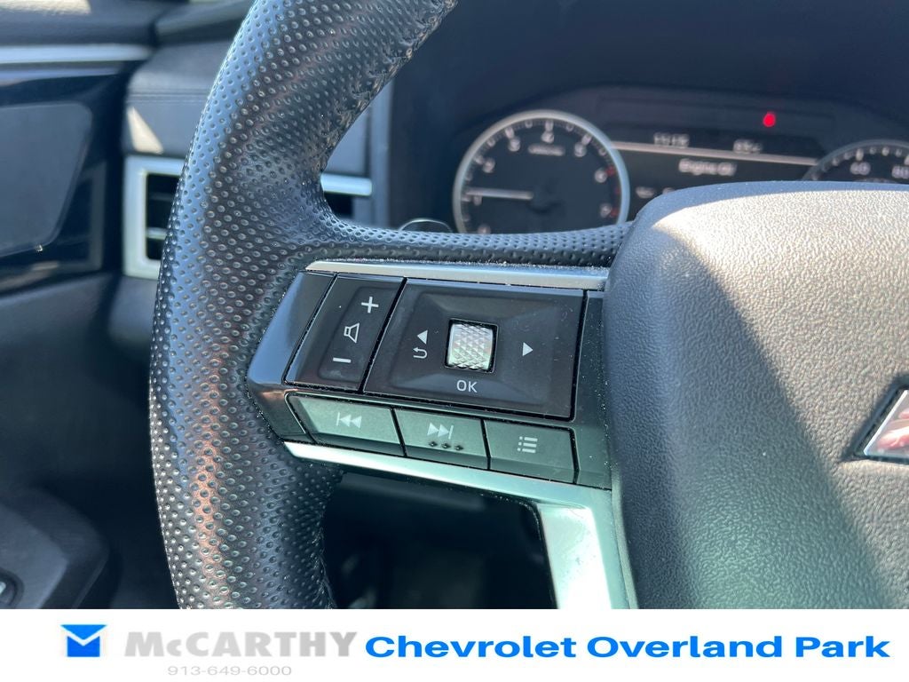 2023 Mitsubishi Outlander SE Black Edition