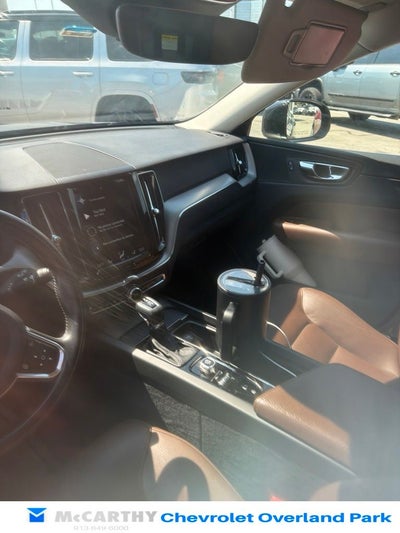 2018 Volvo XC60 T6 Momentum