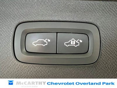 2023 Volvo XC90 B5 Core