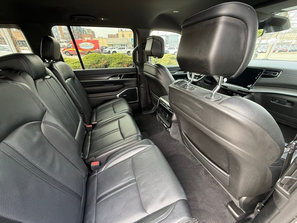 2023 Jeep Wagoneer Series III