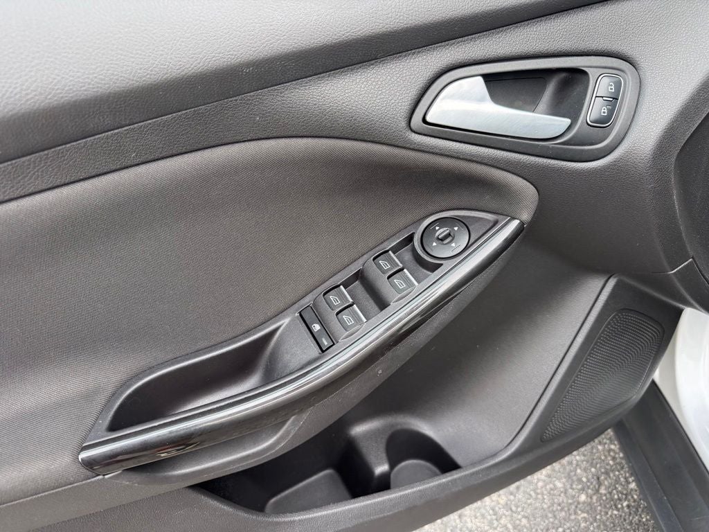 2017 Ford Focus Titanium