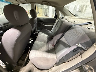 2005 Ford Focus ZX4 SE