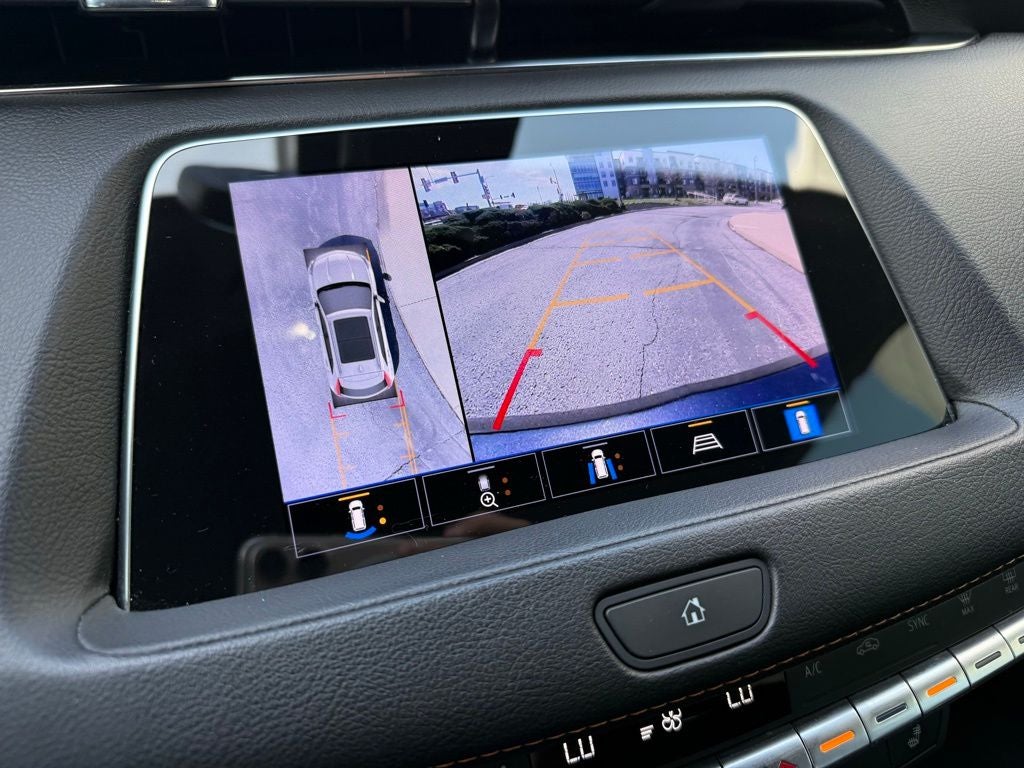 2022 Cadillac XT4 Sport