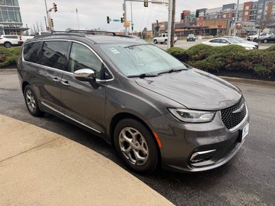 2023 Chrysler Pacifica Limited