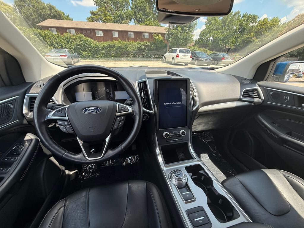 2022 Ford Edge Titanium