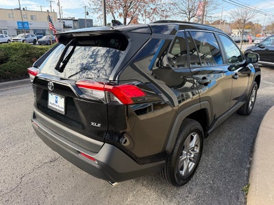 2025 Toyota RAV4 XLE