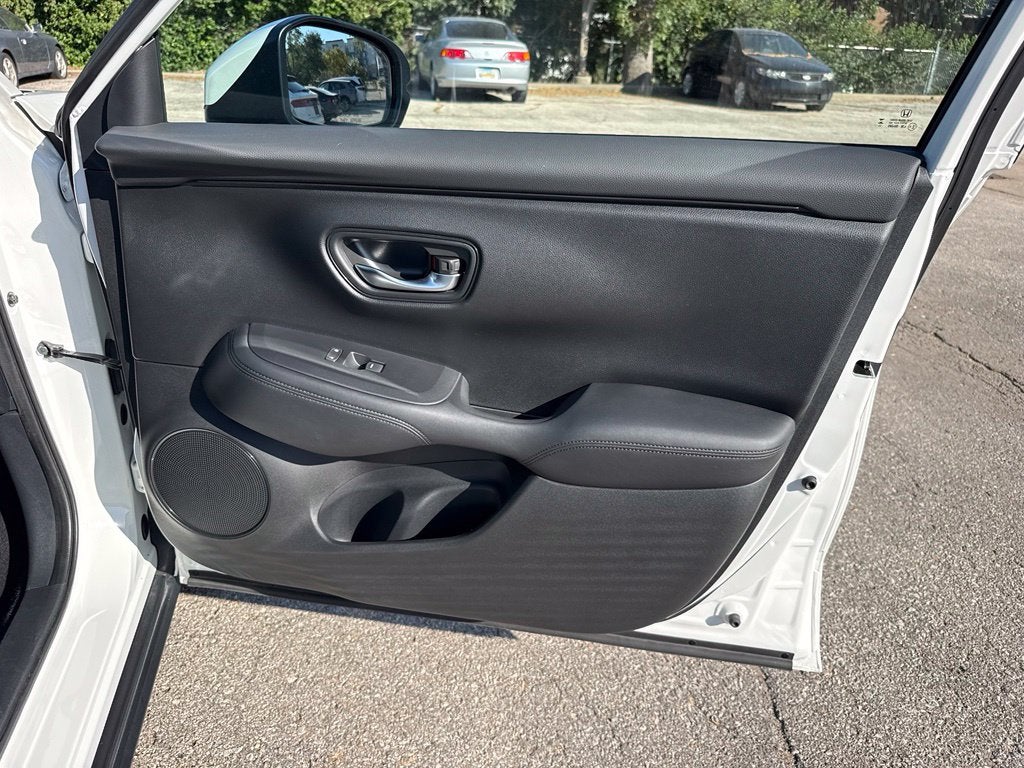 2024 Honda HR-V LX