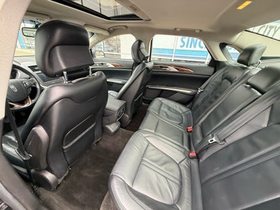 2015 Lincoln MKZ Base