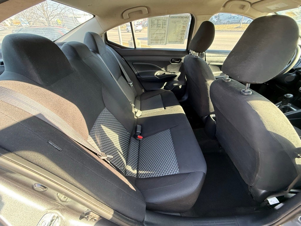 2021 Nissan Versa 1.6 S