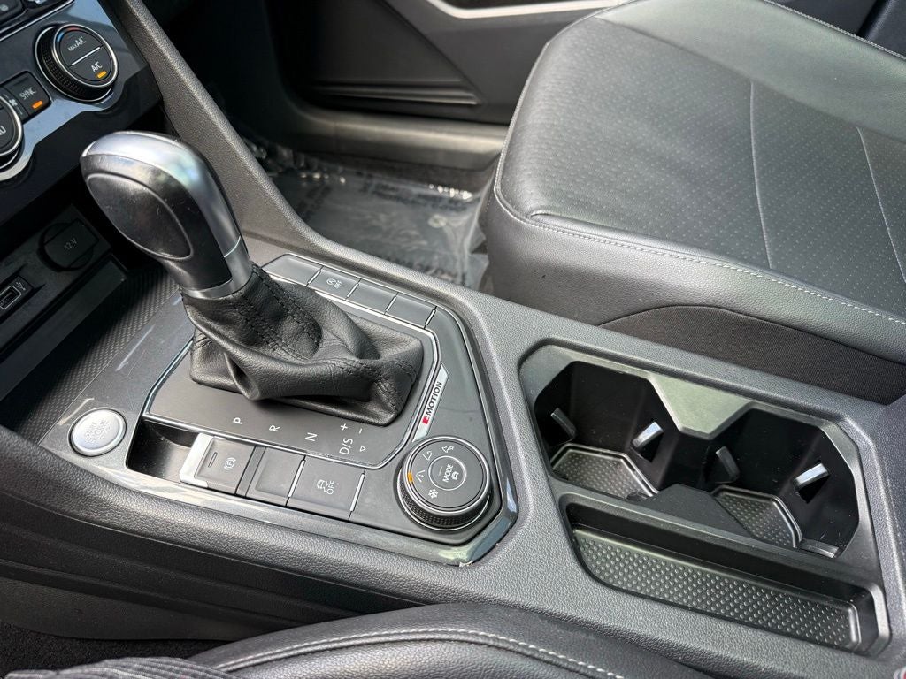 2018 Volkswagen Tiguan 2.0T SEL 4Motion