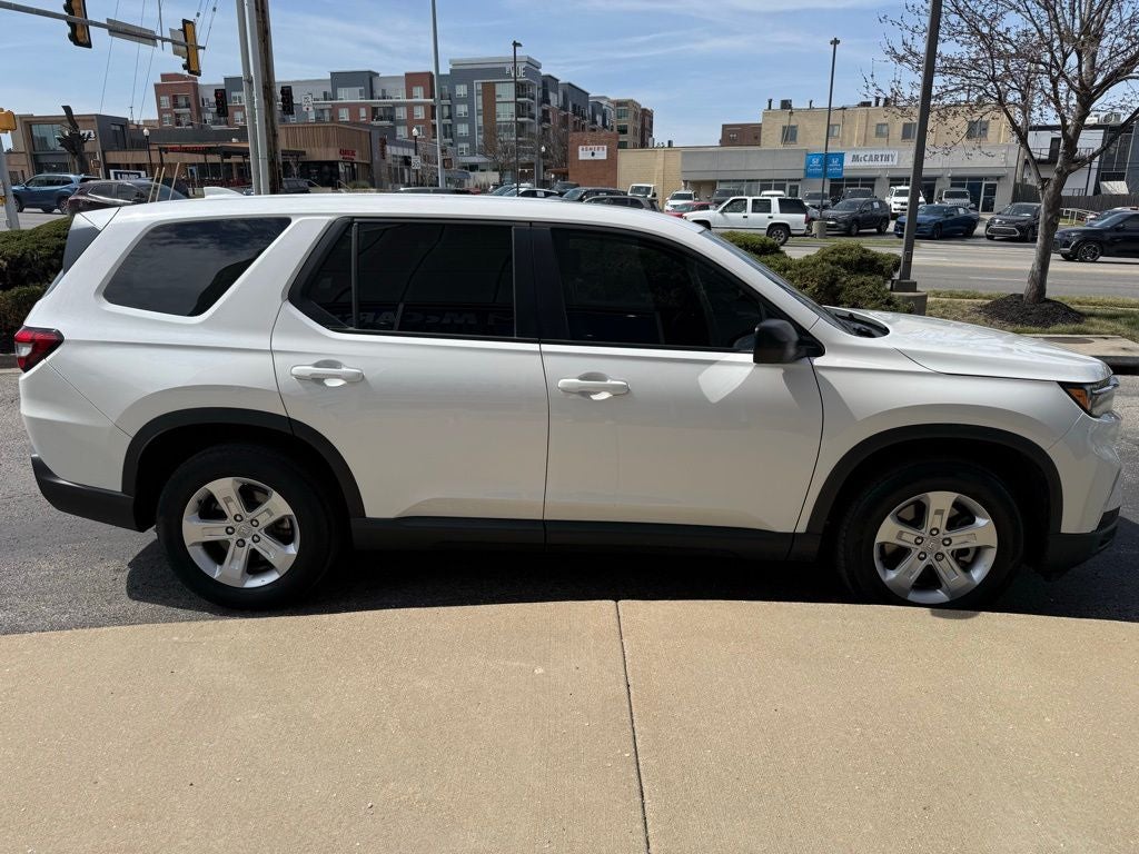 2023 Honda Pilot LX