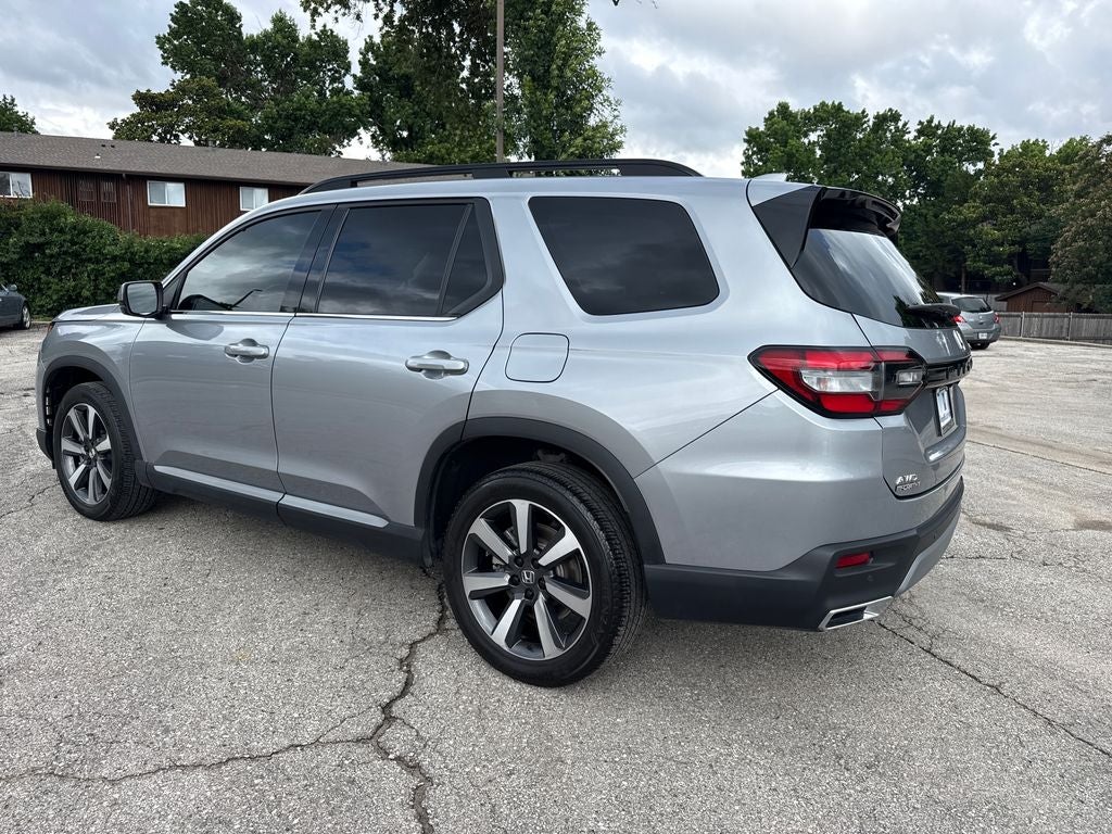 2023 Honda Pilot Touring