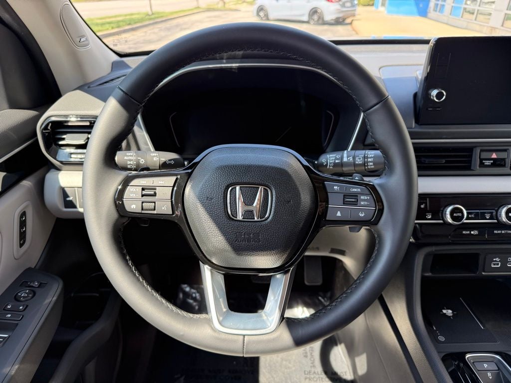 2025 Honda Pilot Touring