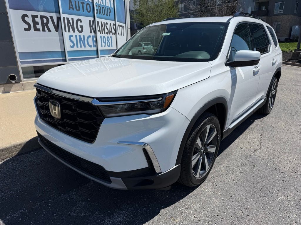 2025 Honda Pilot Touring
