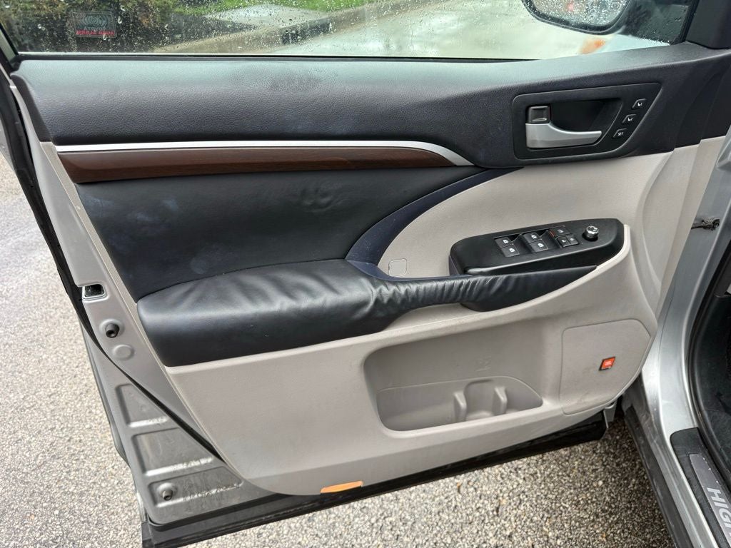 2014 Toyota Highlander Limited