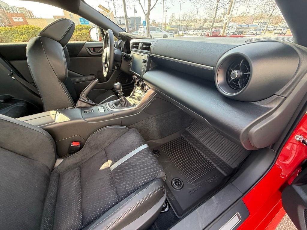 2025 Toyota GR86 Premium