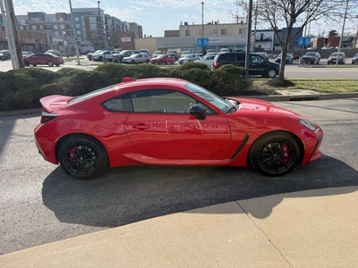 2025 Toyota GR86 Premium