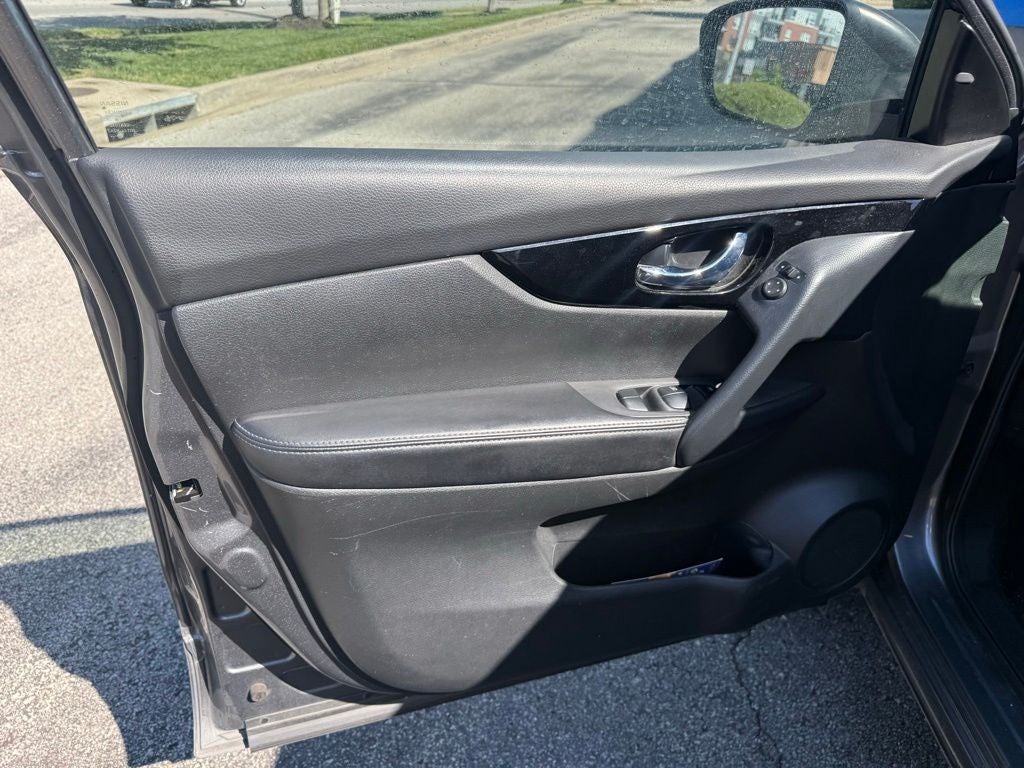 2020 Nissan Rogue Sport SV