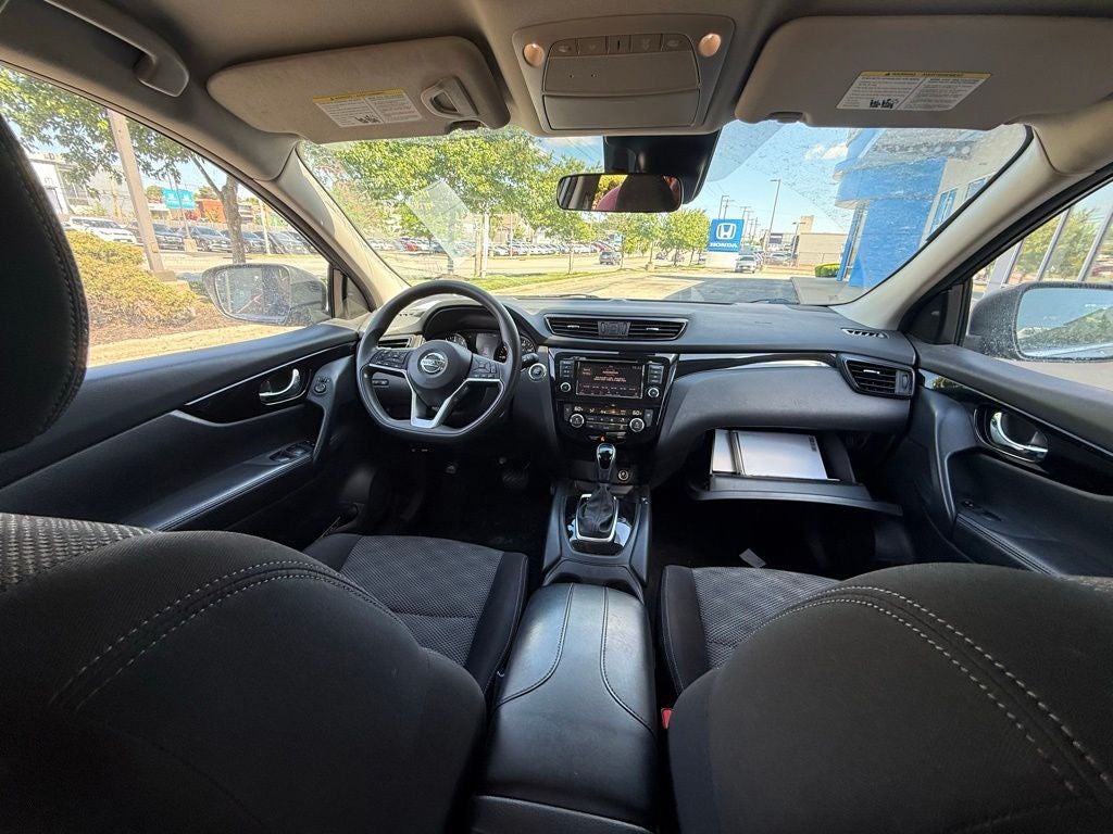 2020 Nissan Rogue Sport SV