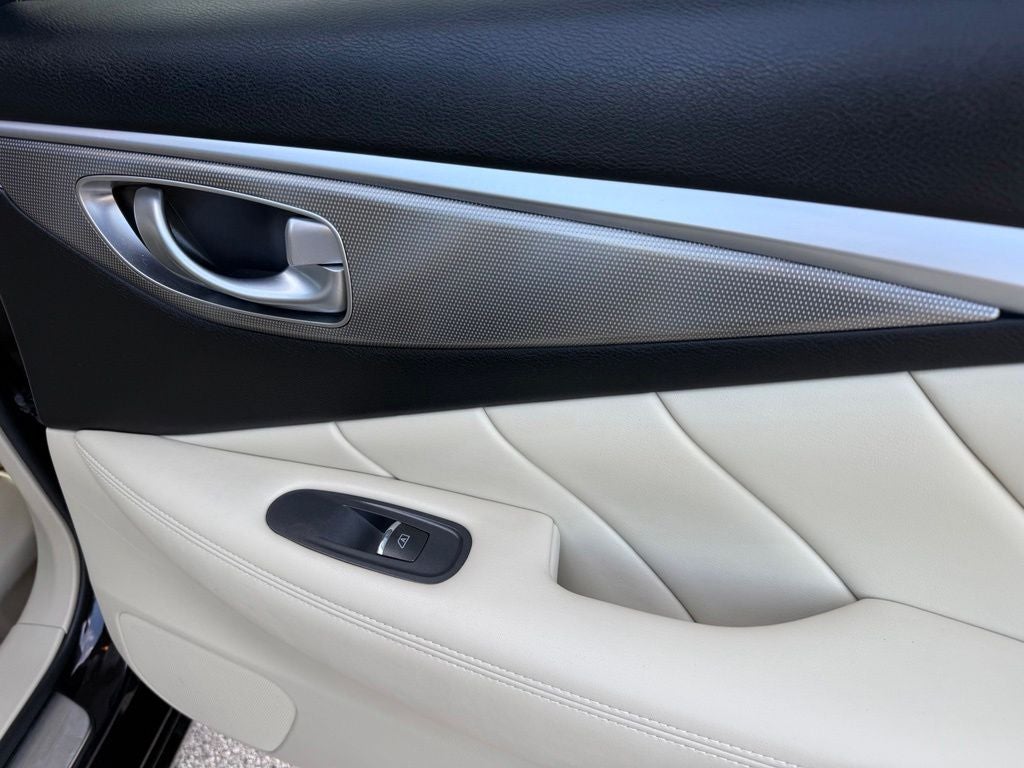 2014 INFINITI Q50 Premium